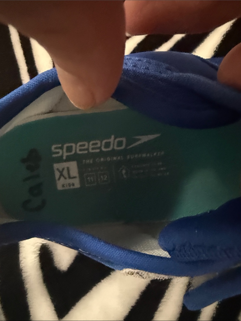 Speedo Kids Blue Shark Graphic Water Shoes - Picture 6 of 6